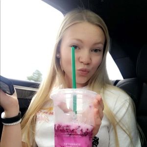 Meet your Posher, Alayna